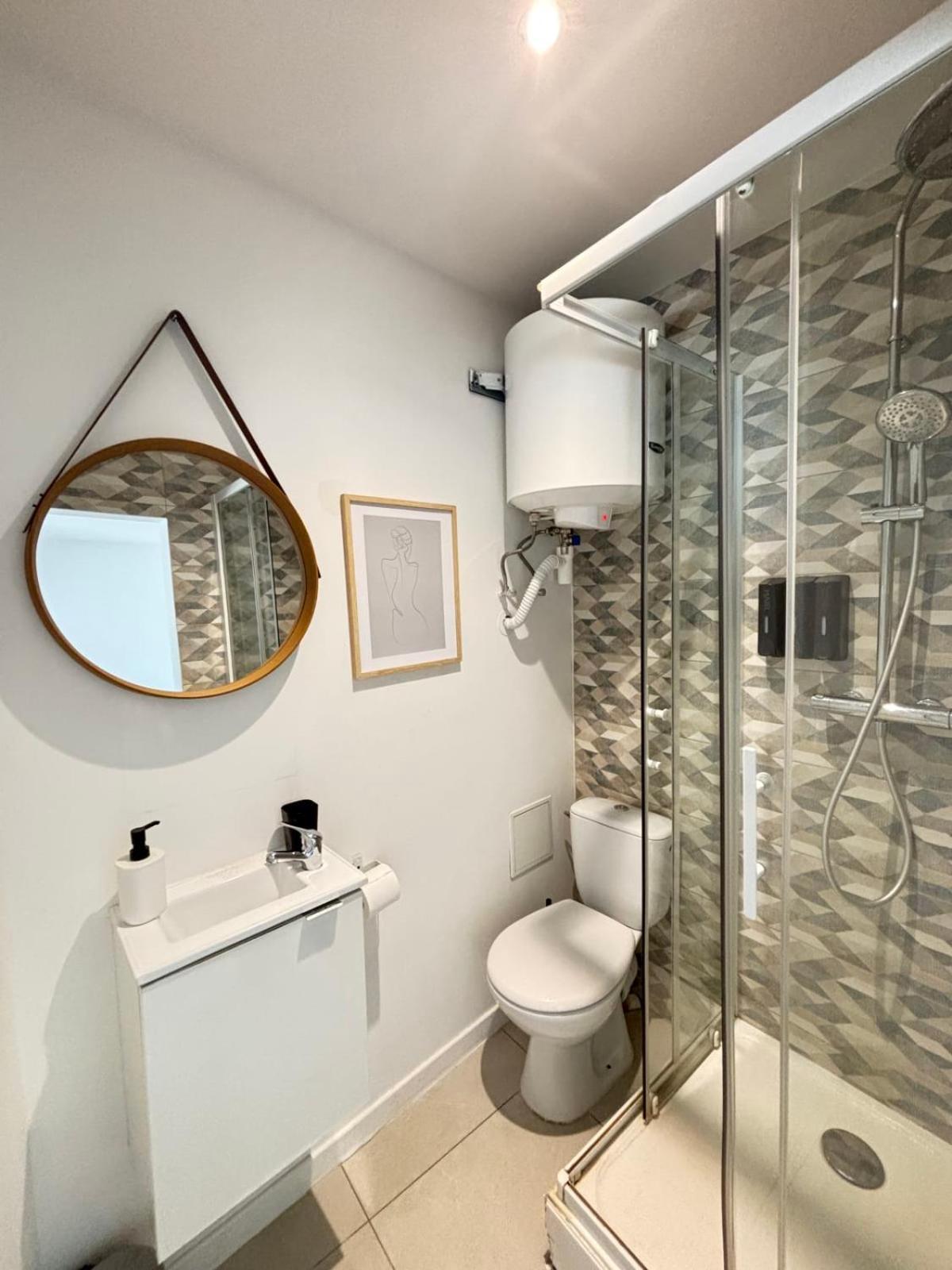 Soh Rent 1tv - Wifi Proche Gare Holiday home